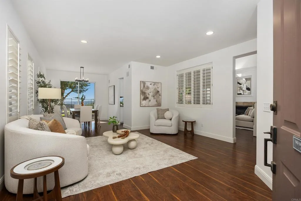 https://cdn.realtyfeed.com/cdn/127/306765085/11ede82e4e4968cbcaad7e72f90592cc.webp