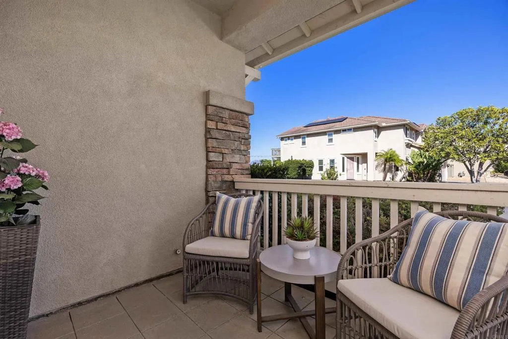 https://cdn.realtyfeed.com/cdn/127/306765085/3a91fa6d9d86bcb94d3e61de1bdf127d.webp