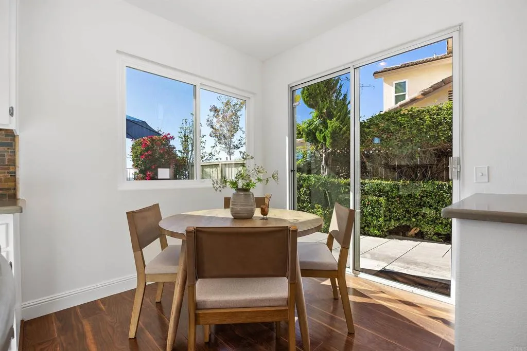 https://cdn.realtyfeed.com/cdn/127/306765085/ec945d34022360123599997989fe10a9.webp