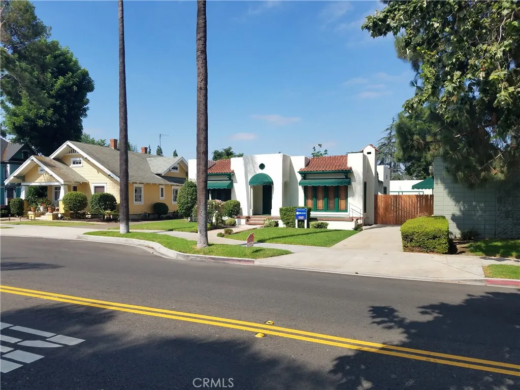 454 S Glassell, Orange, CA 92866 - Photo 2 of 13, Orange, CA