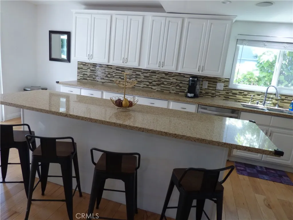 5650 Lake Lindero, Agoura Hills, CA 91301 - Photo 2 of 32, Agoura Hills, CA