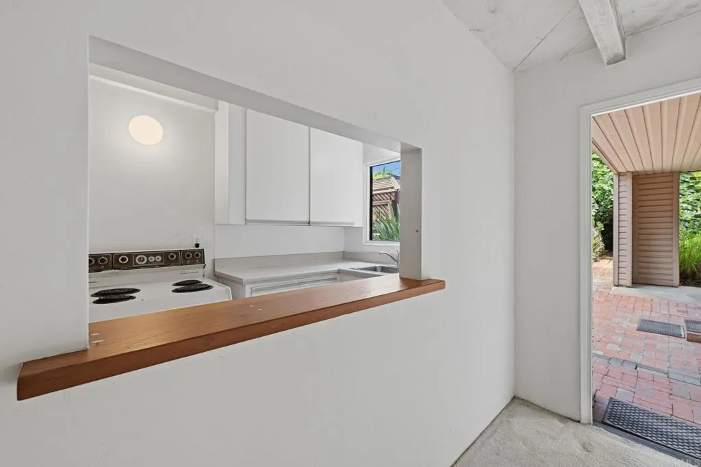 https://cdn.realtyfeed.com/cdn/127/306765151/13a10364c608e3c663e3466ab109deec.webp