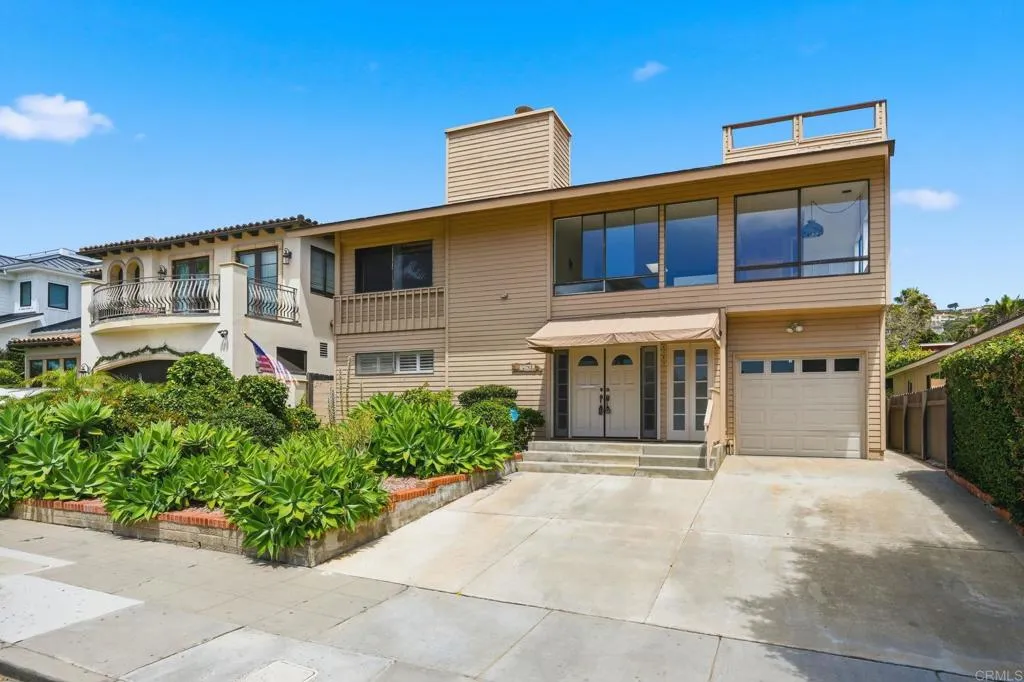 https://cdn.realtyfeed.com/cdn/127/306765151/351bd5ed48cddd1375e0fa159bd9fe2b.webp