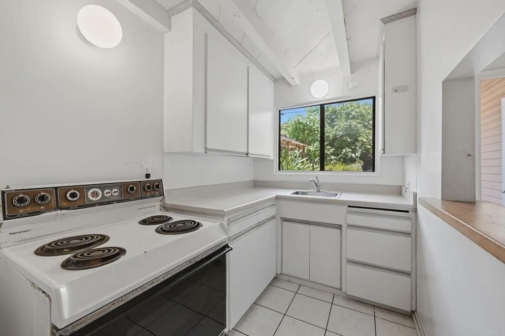 https://cdn.realtyfeed.com/cdn/127/306765151/d43f2a42a7a0e4c62ff72c1d2ab23ed5.webp