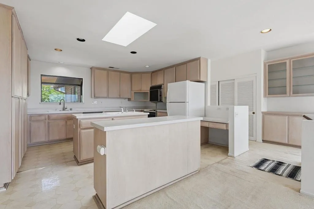 https://cdn.realtyfeed.com/cdn/127/306765151/e6677442875bb5958e2cdf6092e1e656.webp