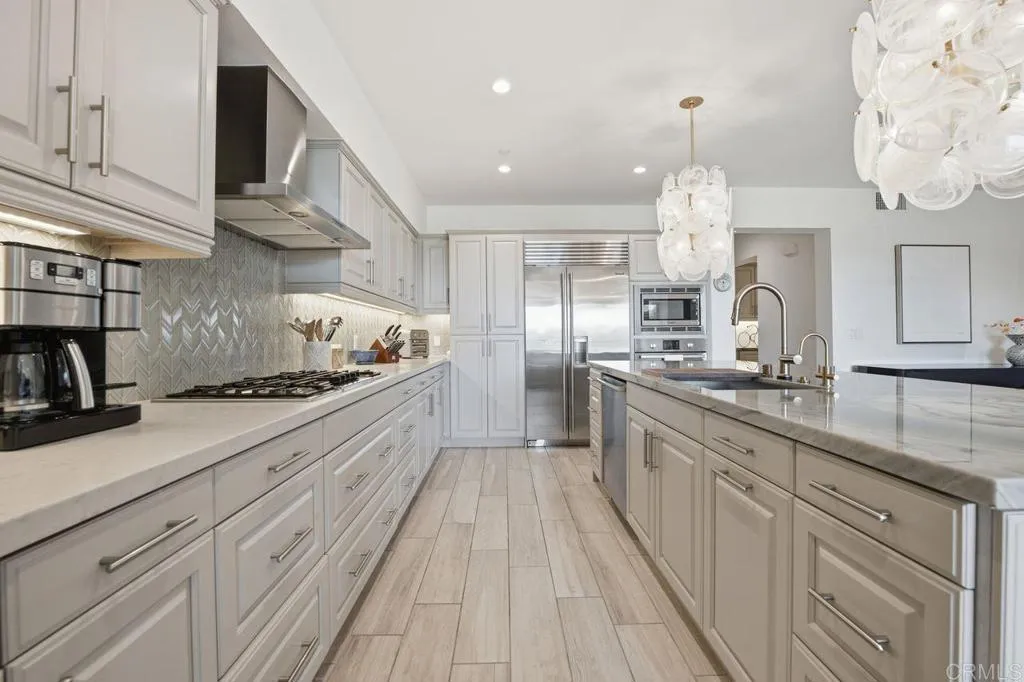 https://cdn.realtyfeed.com/cdn/127/306765175/0dad0eae0f3e667fbf2d091706c04e36.webp