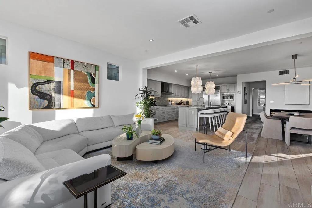 https://cdn.realtyfeed.com/cdn/127/306765175/1a87bae0886a6a9abbc1b0eb85d1e7c1.webp
