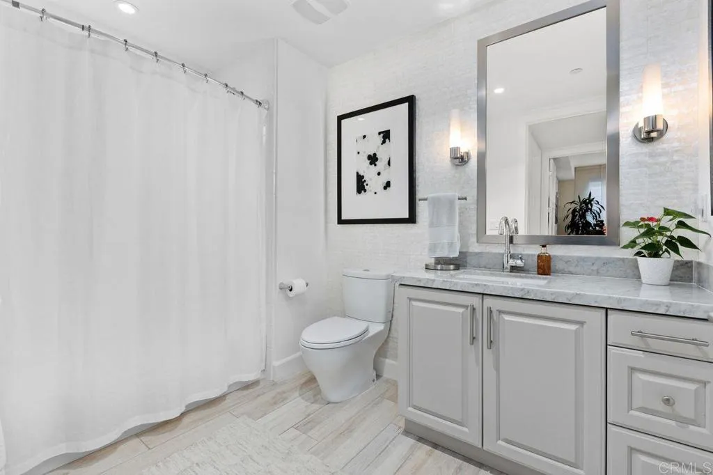 https://cdn.realtyfeed.com/cdn/127/306765175/6488f54e637fe203183ed9c2a60754d1.webp