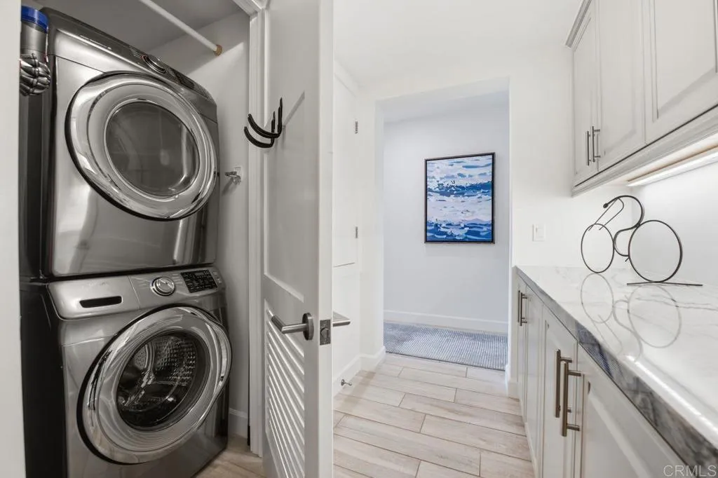 https://cdn.realtyfeed.com/cdn/127/306765175/e51703ece47f132310fc884d41e0a6d4.webp