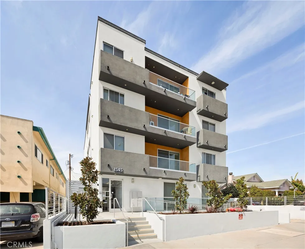 1545 S Fairfax, Los Angeles, CA 90019 - Photo 2 of 40, Los Angeles, CA