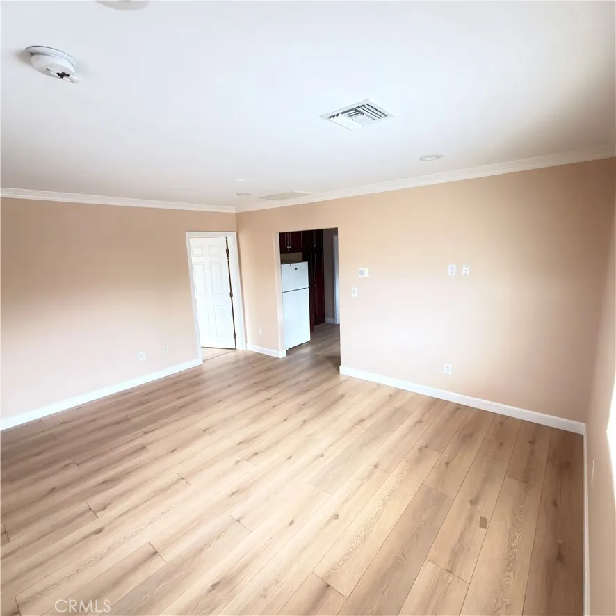 8018 Radford Avenue, Los Angeles, CA 91605 - Photo 3 of 13, Los Angeles, CA