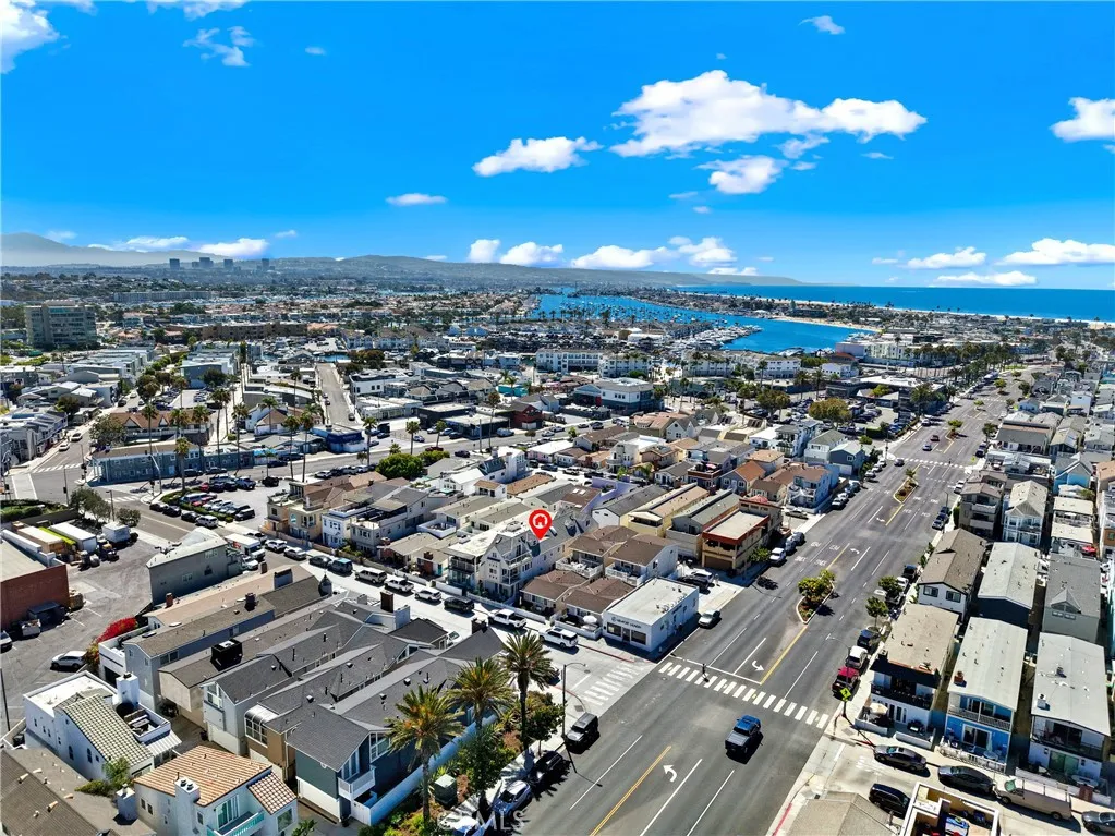 206 30th Unit 1/2, Newport Beach, CA 92663 - Photo 4 of 28, Newport Beach, CA