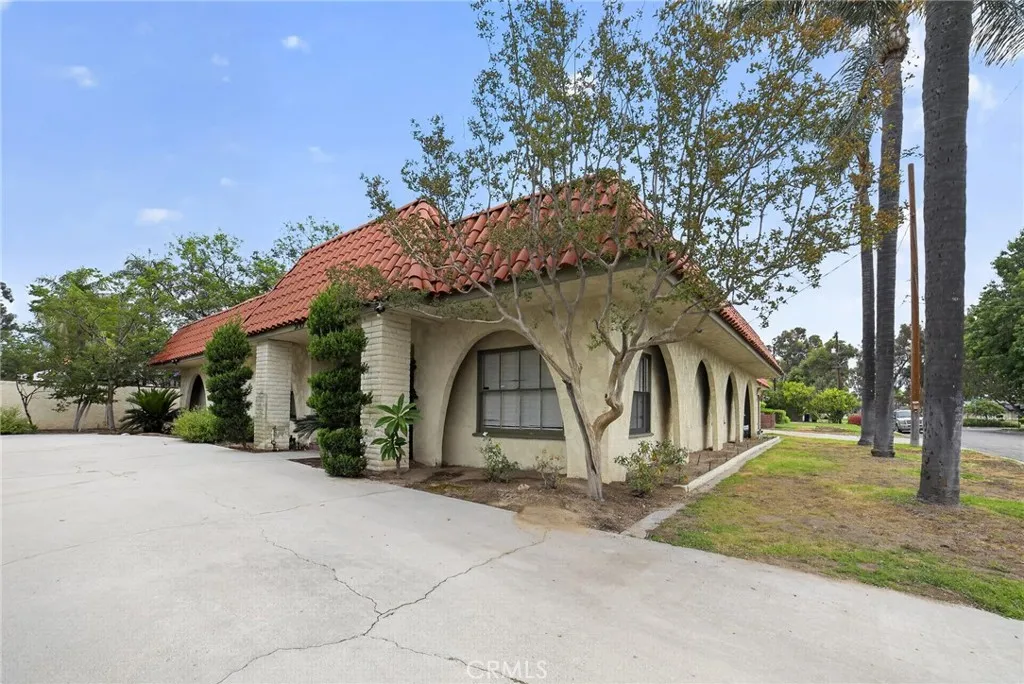 3105 Pepper Tree, San Bernardino, CA 92404 - Photo 3 of 42, San Bernardino, CA