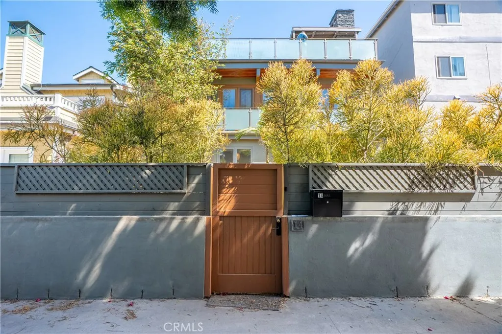14 Anchorage, Marina del Rey, CA 90292 - Photo 4 of 42, Marina Del Rey, CA