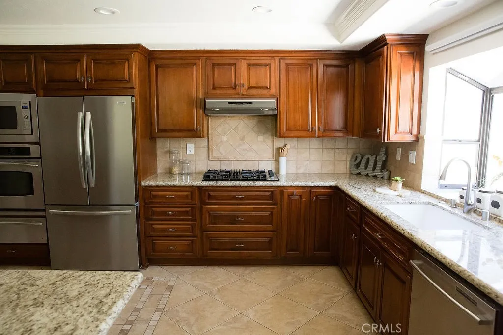 20385 Via Pizarro, Yorba Linda, CA 92886 - Photo 4 of 40, Yorba Linda, CA