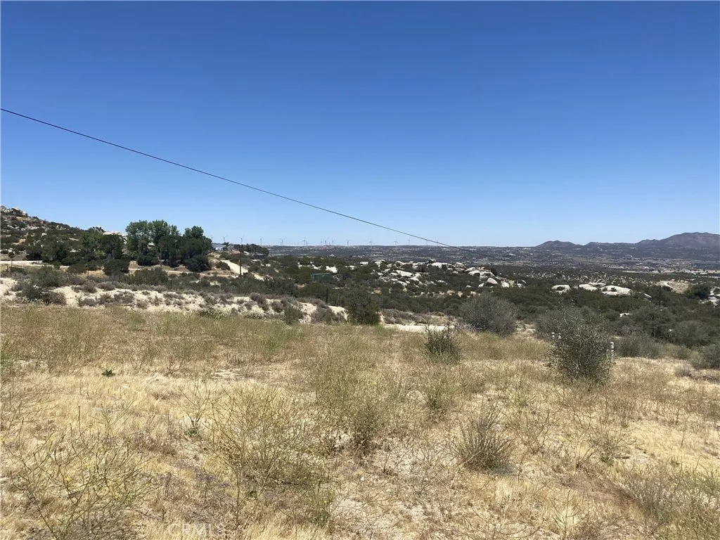 https://cdn.realtyfeed.com/cdn/127/306765231/1d1aa1e529c303787feb76f6a1d0ee68.webp