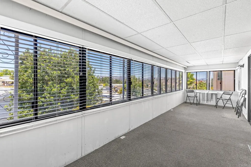 https://cdn.realtyfeed.com/cdn/127/306765242/22cdfa886333724220eff38033b7bb28.webp