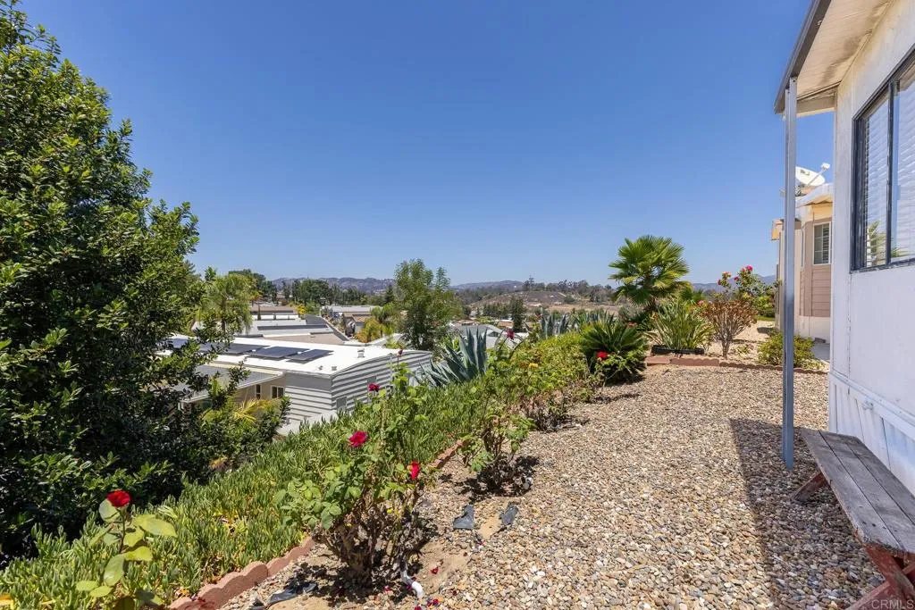 https://cdn.realtyfeed.com/cdn/127/306765242/5e6ef21e94641fbb72e4c1d5ac2bab95.webp