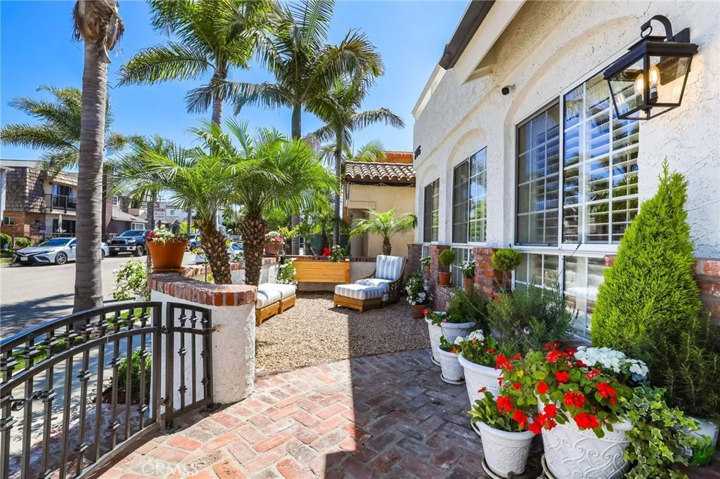 205 4th Street, Seal Beach, CA 90740 - Photo 4 of 67, Seal Beach, CA