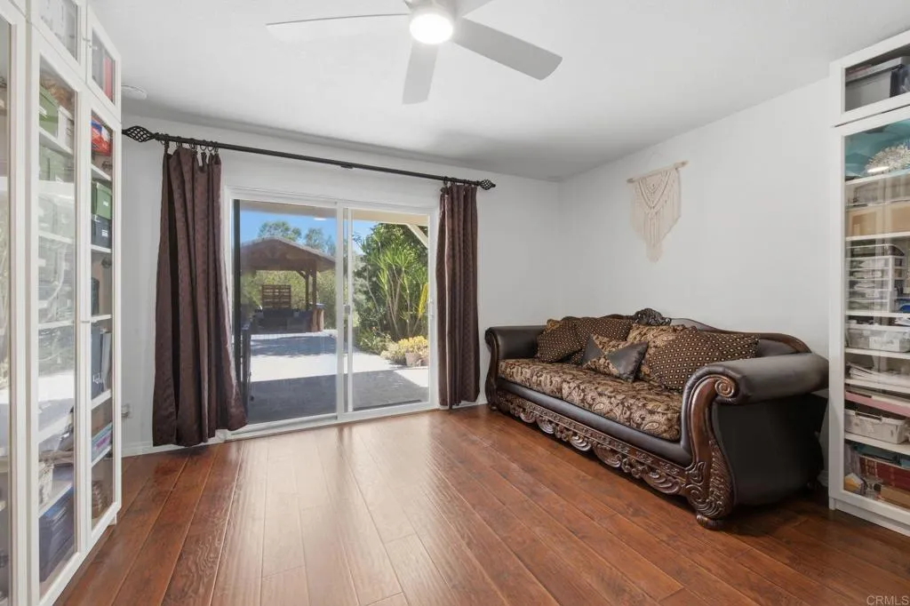 https://cdn.realtyfeed.com/cdn/127/306765247/d308765e40e27666221011b722e06f29.webp
