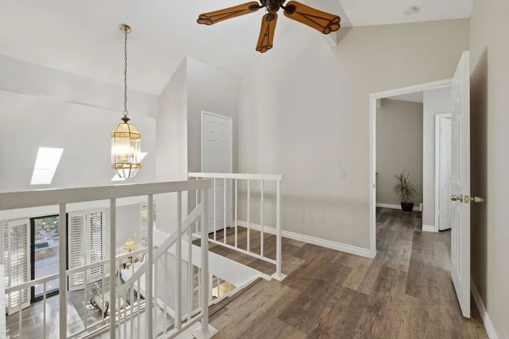 https://cdn.realtyfeed.com/cdn/127/306765257/7718e80bd6fe0b00bab29301bd2faa53.webp