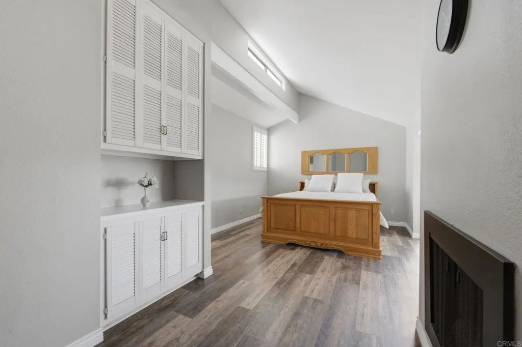 https://cdn.realtyfeed.com/cdn/127/306765257/ebaad4ea4c93cffa01dbd35e9b873215.webp