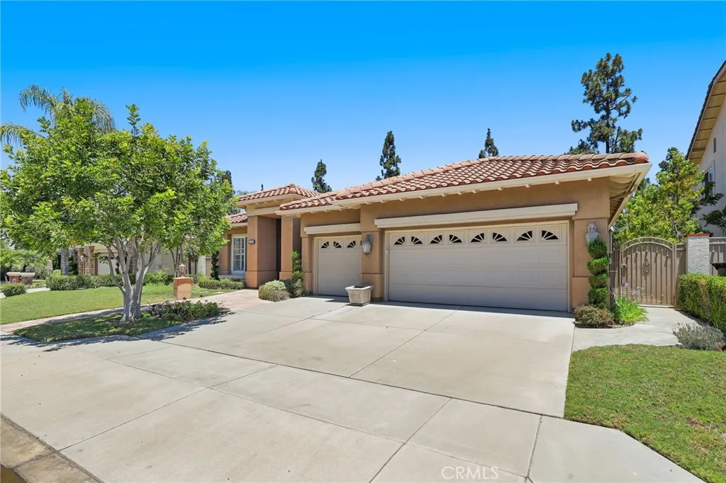20451 Via Celestina, Yorba Linda, CA 92887 - Photo 2 of 29, Yorba Linda, CA