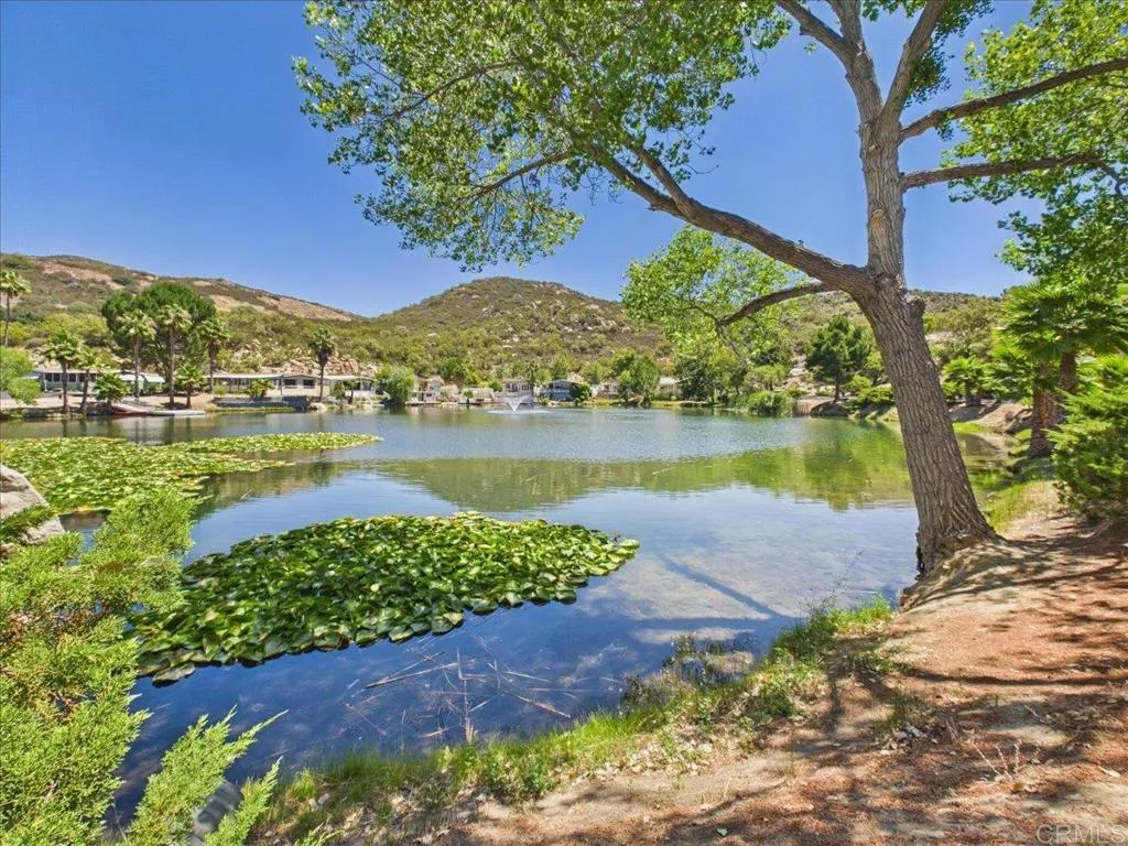https://cdn.realtyfeed.com/cdn/127/306765291/2e57e42d92964d3e69a9bef2d5dd37eb.webp