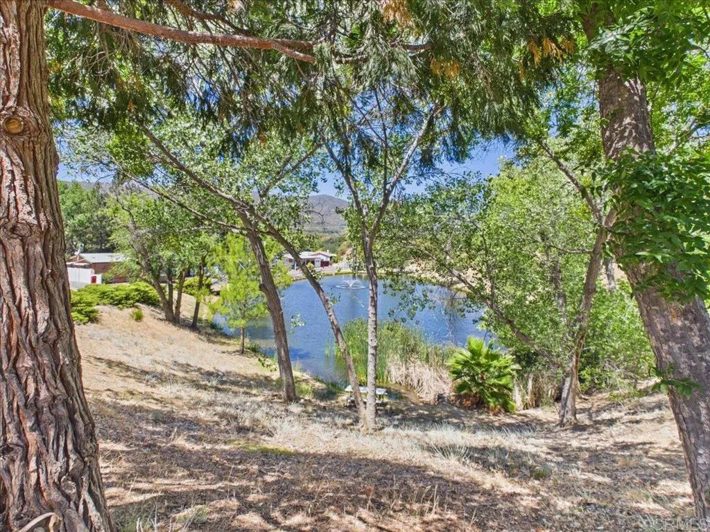 https://cdn.realtyfeed.com/cdn/127/306765291/aa602cb79391a2af623acd3fb8b8f84a.webp