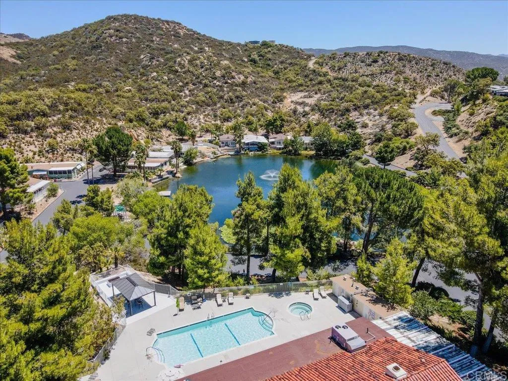 https://cdn.realtyfeed.com/cdn/127/306765291/fa865da5d81f81c2d403923b22014d16.webp