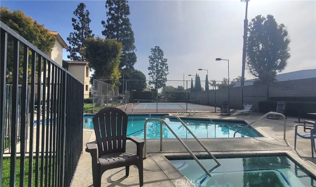 7735 Newman Avenue Unit 104, Huntington Beach, CA 92647 - Photo 4 of 12, Huntington Beach, CA