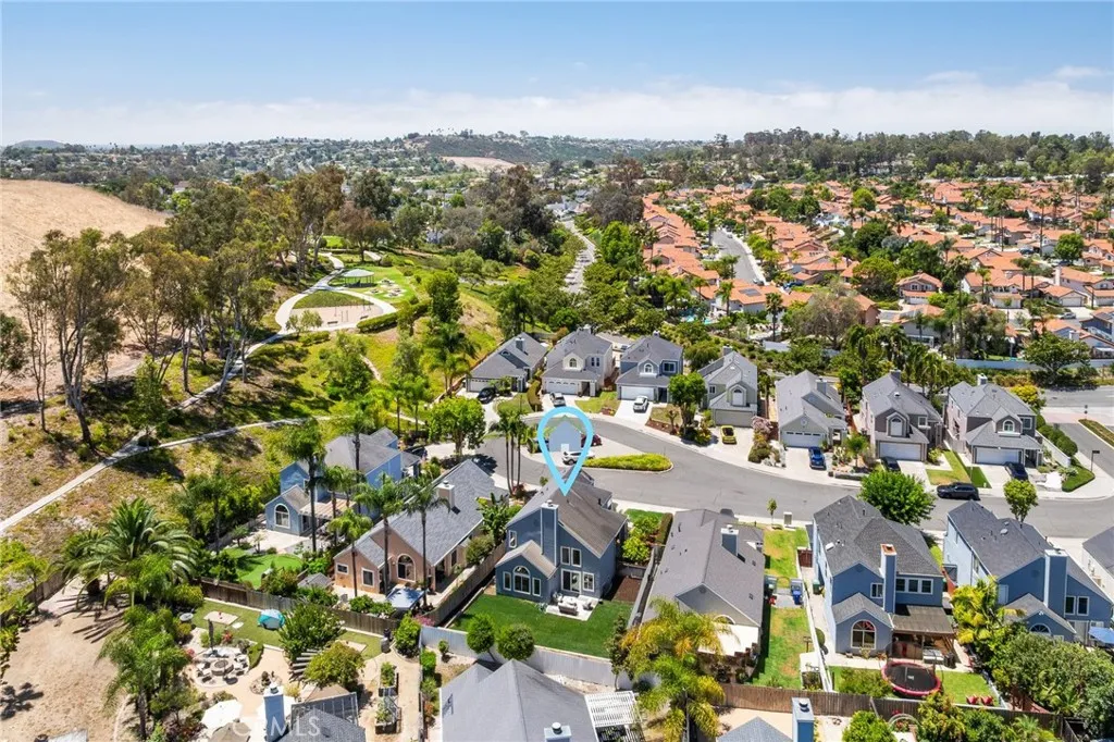 https://cdn.realtyfeed.com/cdn/127/306765315/5f4c189a358e916b4e4ae503f20170fe.webp