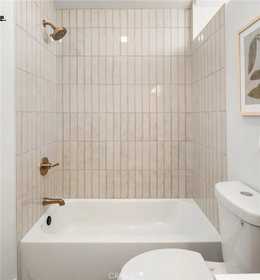 https://cdn.realtyfeed.com/cdn/127/306765315/73e0cbf735ab72c9ceb0ec66fd7a8af6.webp