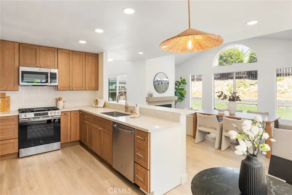 https://cdn.realtyfeed.com/cdn/127/306765315/e5f2d620600aaff371c9a07186ce0a5a.webp