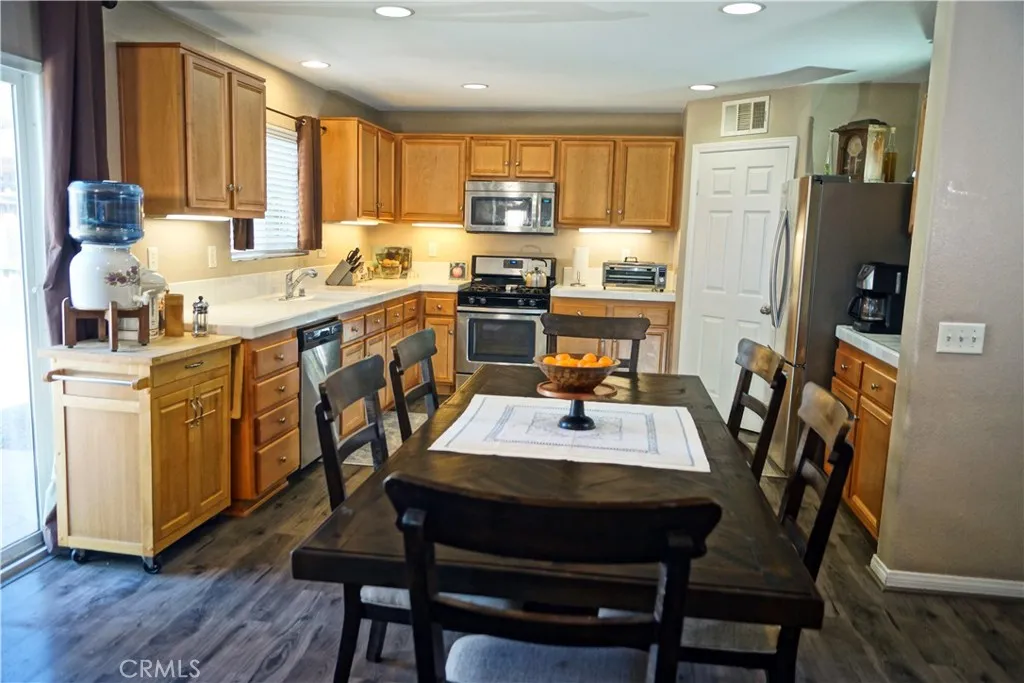 45021 Bronze Star Road, Lake Elsinore, CA 92532 - Photo 5 of 31, Lake Elsinore, CA