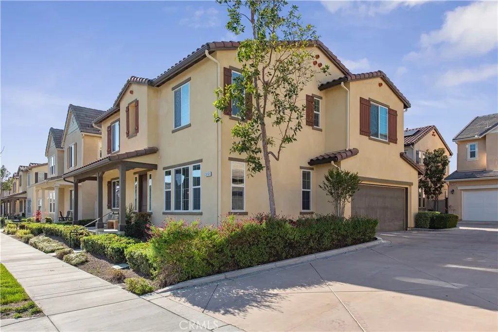 3151 E Chip Smith Way, Ontario, CA 91762 - Photo 2 of 29, Ontario, CA