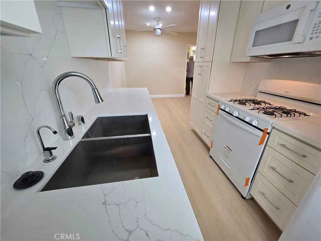 1216 N Formosa Unit 2, West Hollywood, CA 90046 - Photo 5 of 16, West Hollywood, CA
