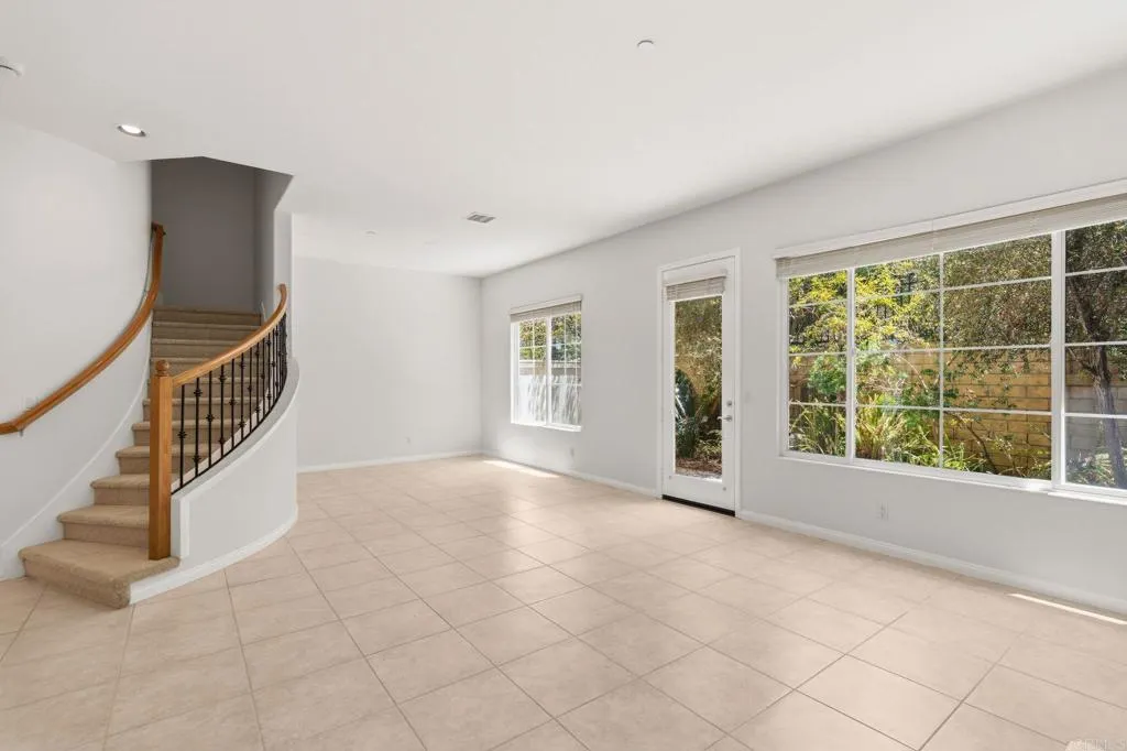 https://cdn.realtyfeed.com/cdn/127/306765385/15a7f985a66fcfab9a44177750bb0179.webp