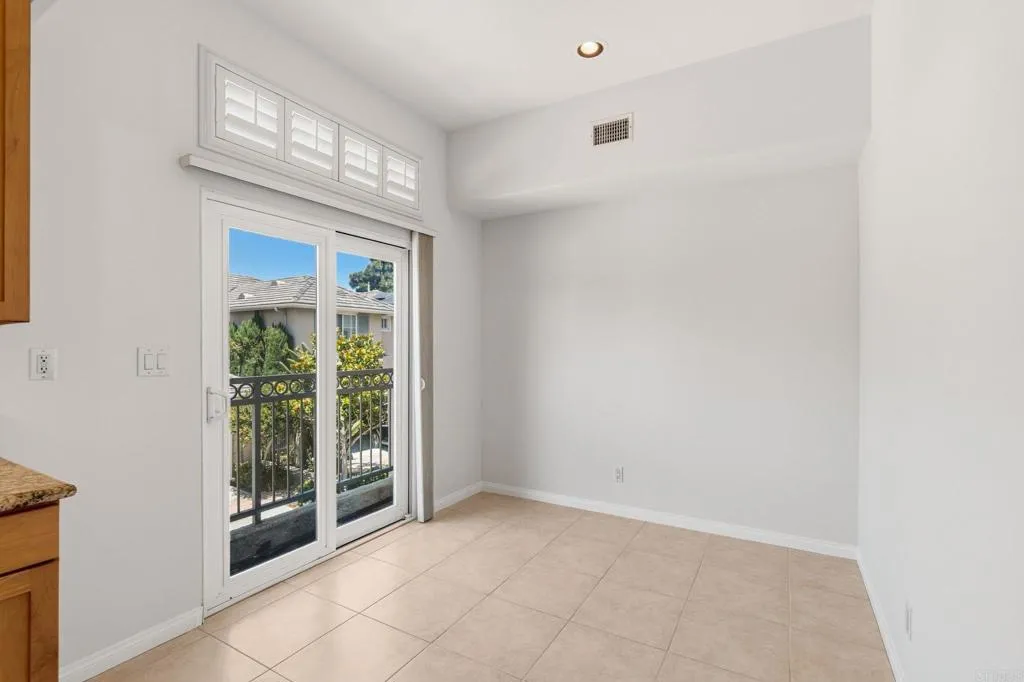 https://cdn.realtyfeed.com/cdn/127/306765385/41d014609ccdbd47c031fcf87b82207e.webp