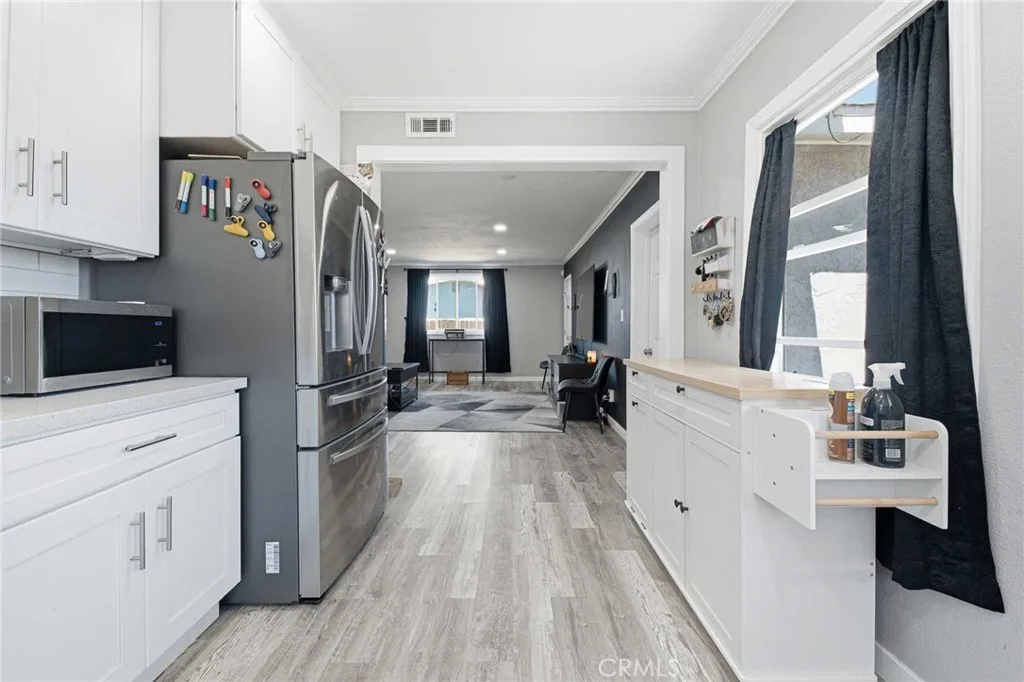 https://cdn.realtyfeed.com/cdn/127/306765400/b55749196d7d5813faacb84ed7581bd6.webp
