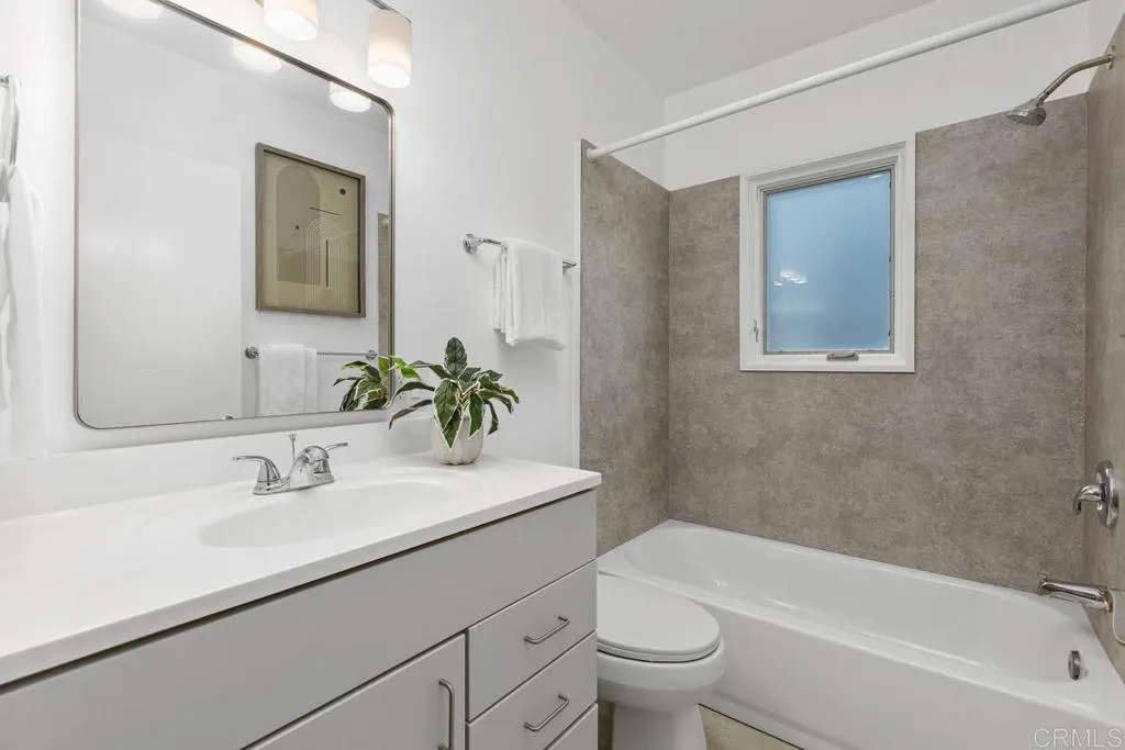 https://cdn.realtyfeed.com/cdn/127/306765413/389eda83fb3adea696a4bd66d94539ca.webp