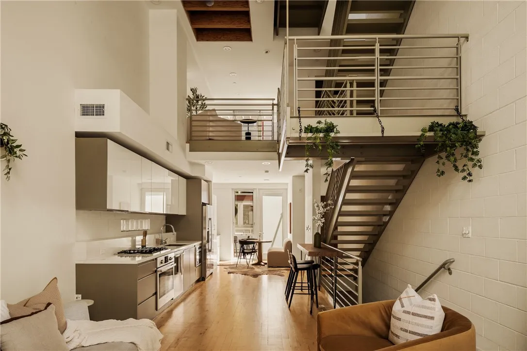 3450 Cahuenga West Unit 907, Los Angeles, CA 90068 - Photo 3 of 31, Los Angeles, CA