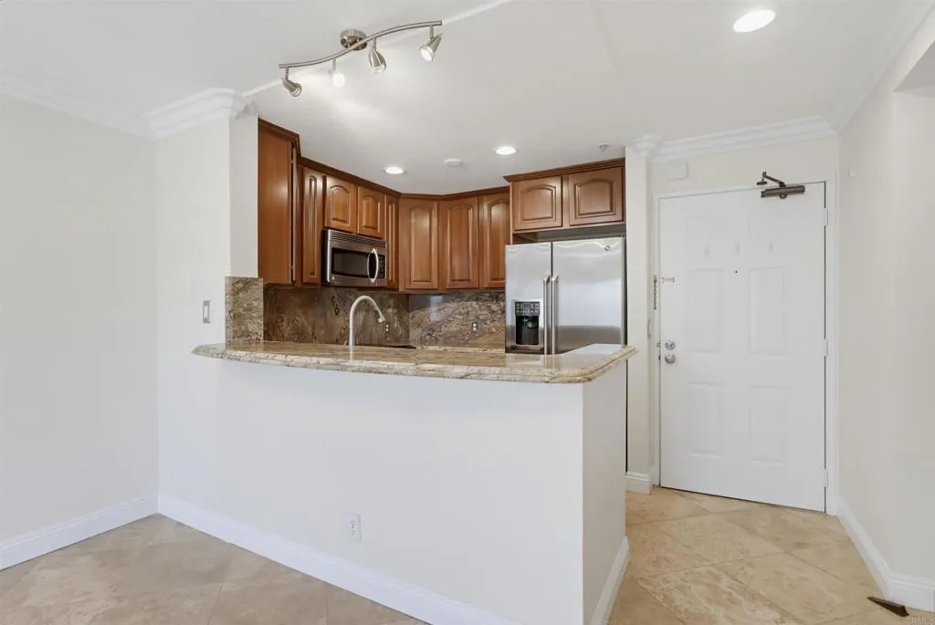 Photo #9: PTP2605229 Listing: Photo #9