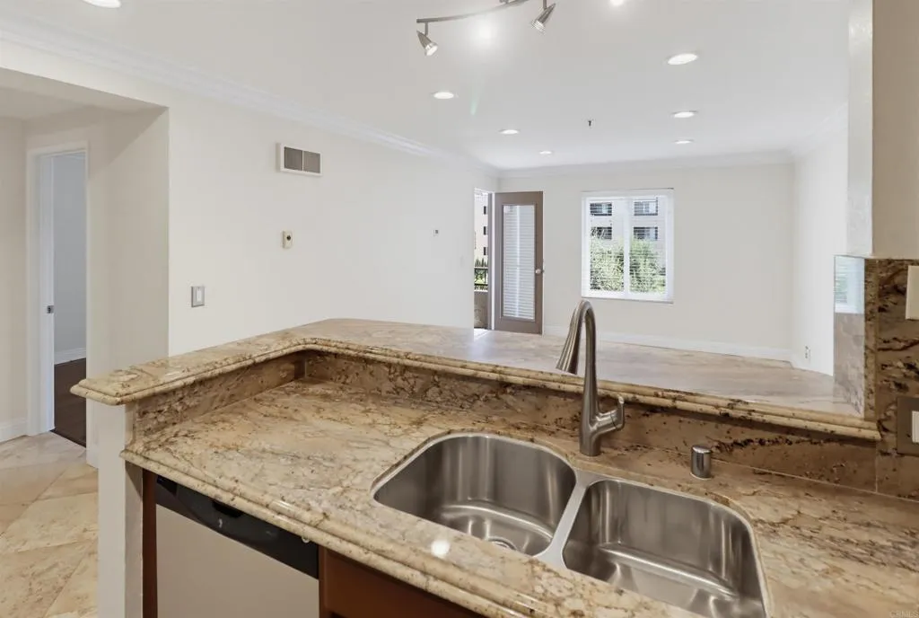 Photo #7: PTP2605229 Listing: Photo #7