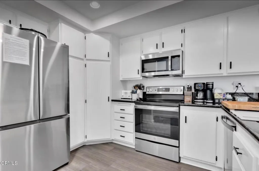 3615 Isle Way, Oxnard, CA 93035 - Photo 5 of 21, Oxnard, CA