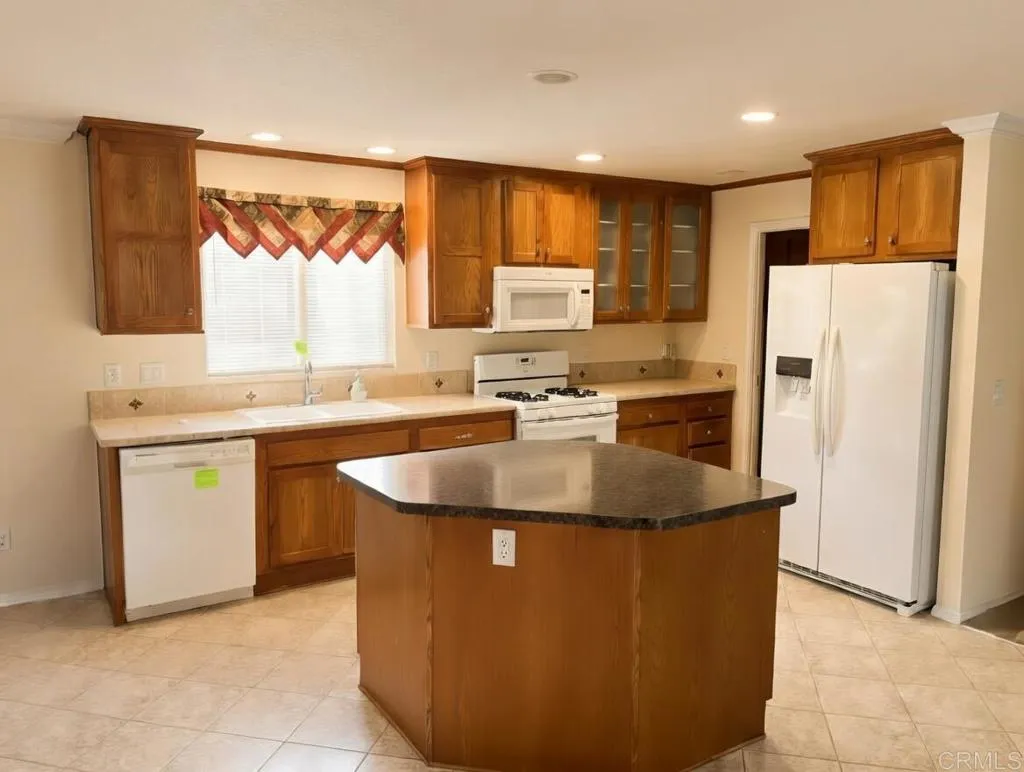 https://cdn.realtyfeed.com/cdn/127/306765571/fb781fd3e81f20365fbce7746e00e2ff.webp