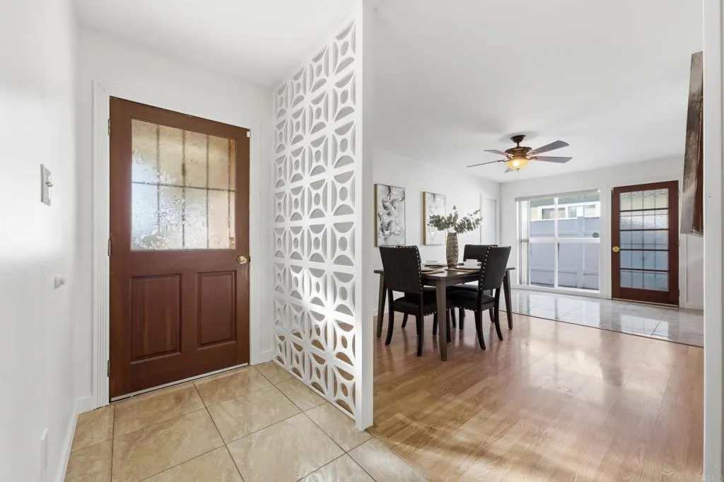 https://cdn.realtyfeed.com/cdn/127/306765631/c88facff85da5472418e9e583cbf0467.webp