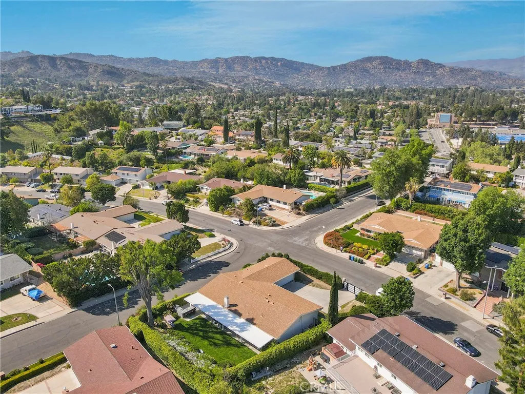 West Hills, CA 91307