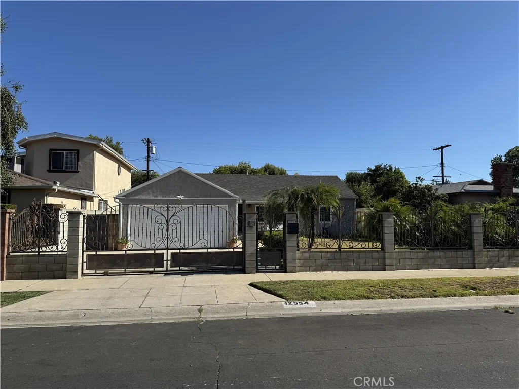 12954 Bosworth Street, North Hollywood, CA 91606 - Main photo, North Hollywood, CA