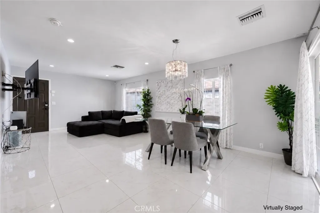 12954 Bosworth Street, North Hollywood, CA 91606 - Photo 5 of 21, North Hollywood, CA